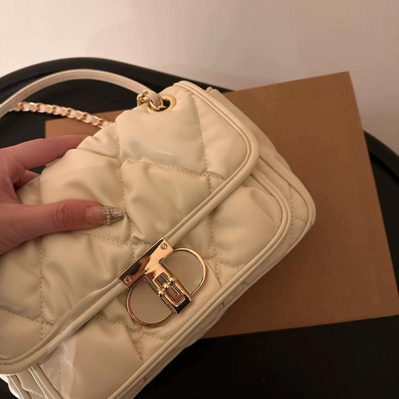 Elegant Pleated Chain Handbag  – Luxury Bags Quiet Bewertung und Preis