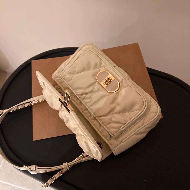 Elegant Pleated Chain Handbag  – Luxury Bags Quiet Bewertung und Preis