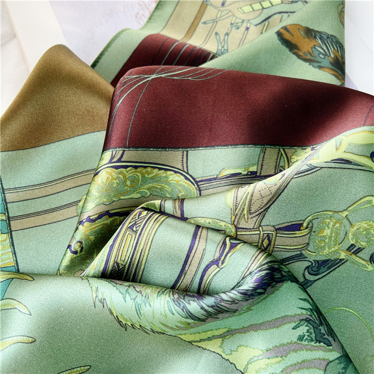Small Mulberry Silk Scarf 65CM – Luxury Bags Green Bewertung und Preis