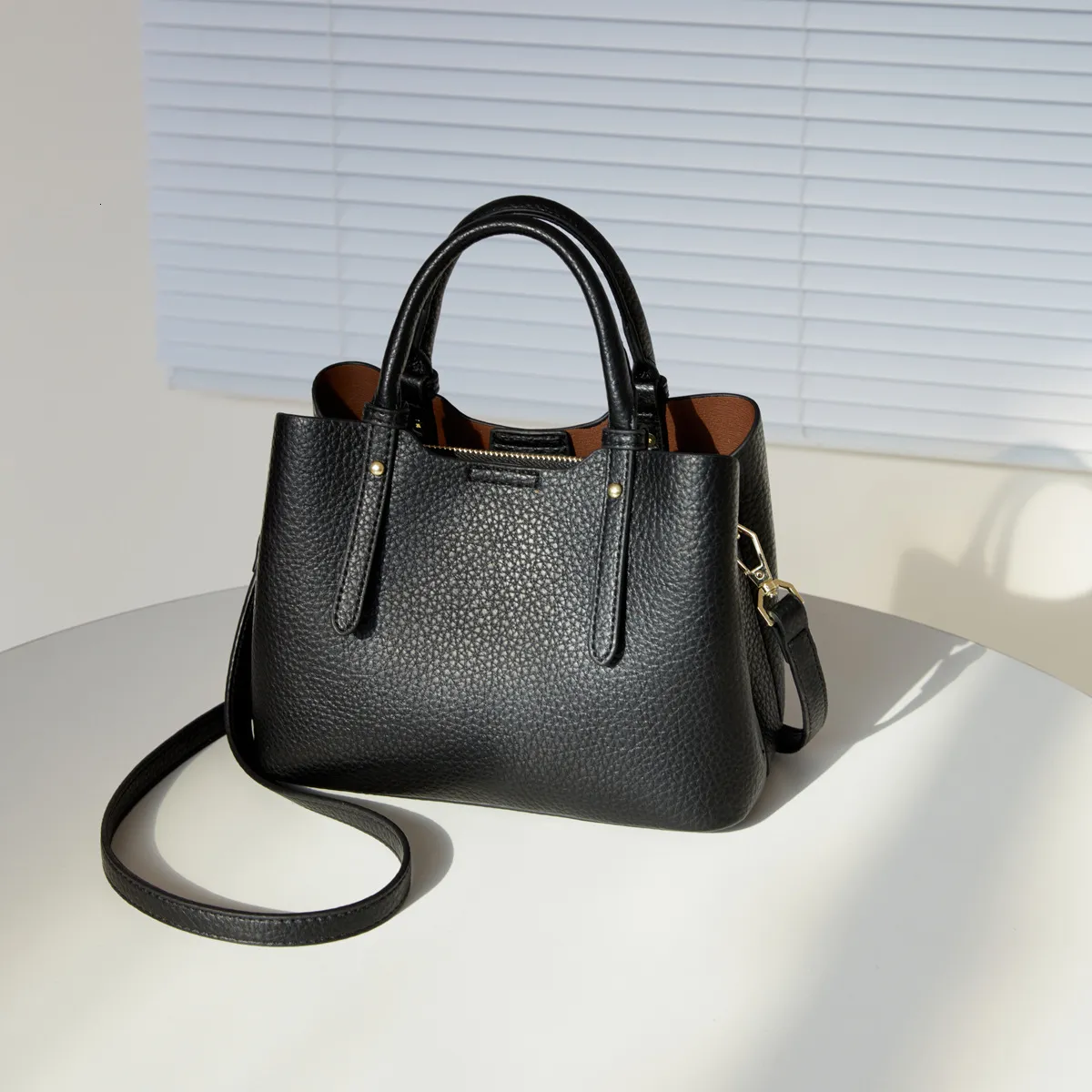 Minimalist Quiet Luxury 2025 N – Luxury Bags Quiet Bewertung und Preis