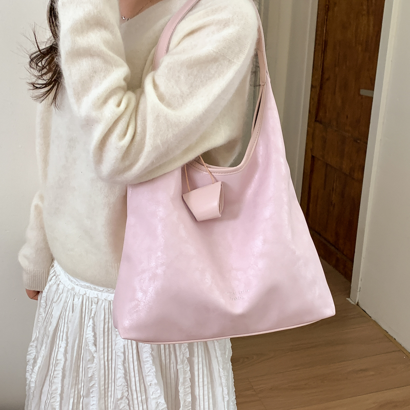 Women's Faux Leather Hobo Bag  – Luxury Bags Quiet Bewertung und Preis