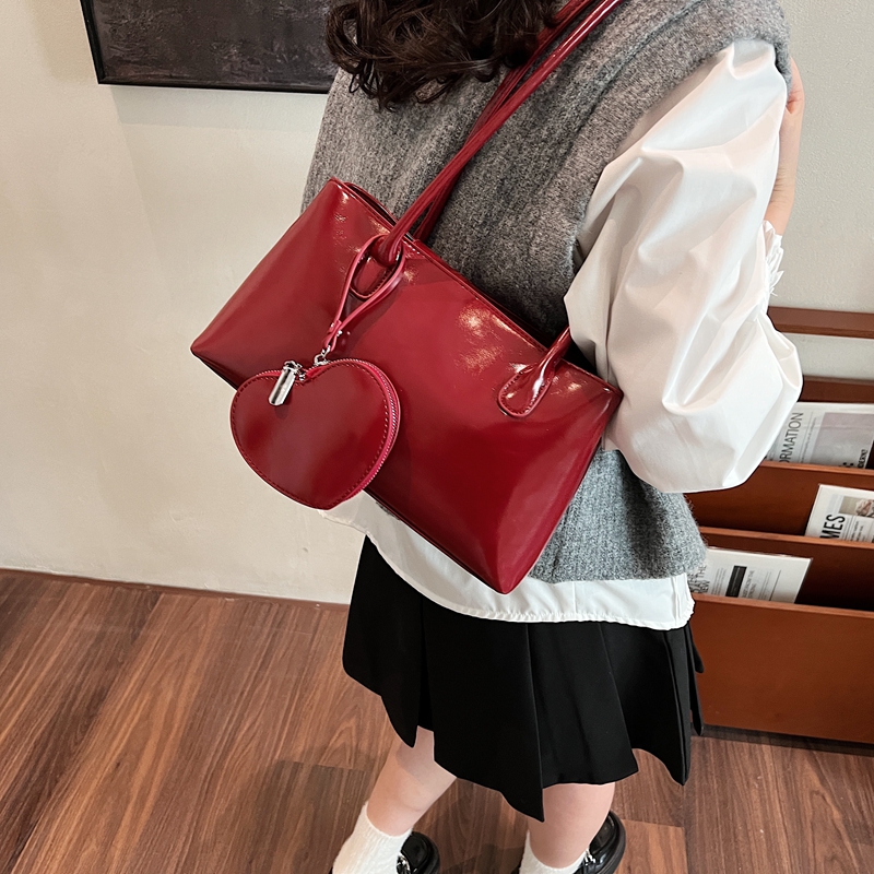 Women's Patent Faux Leather To – Luxury Bags Quiet Bewertung und Preis