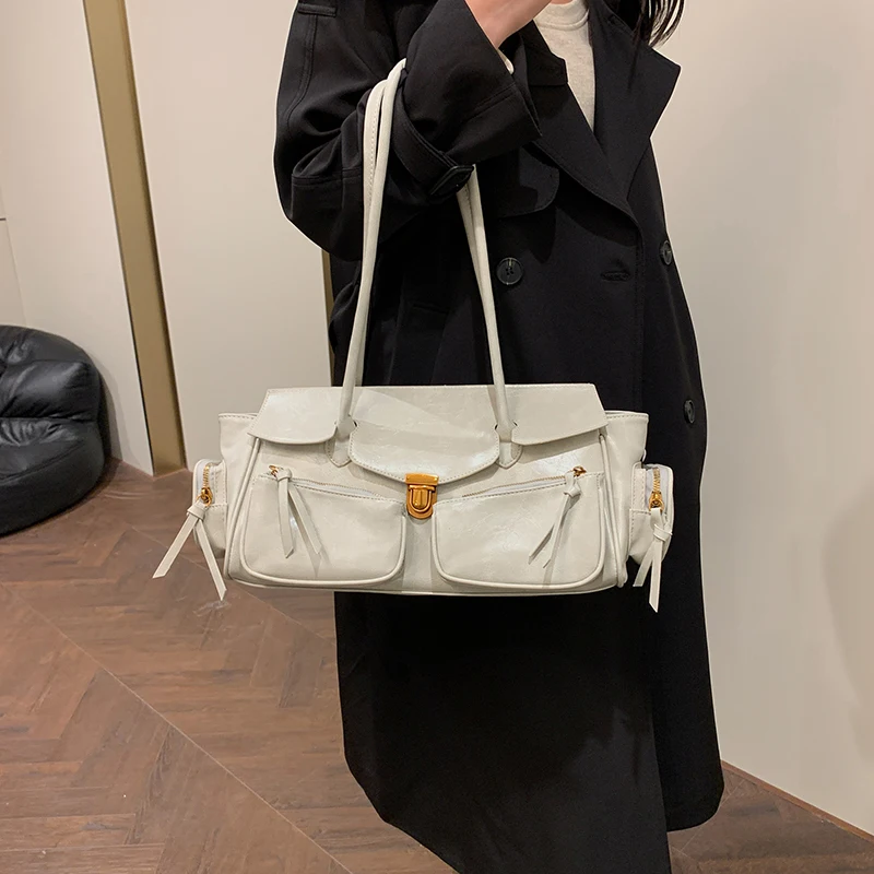 Branded Underarm Shoulder Moto – Luxury Y2K Bags Bewertung und Preis