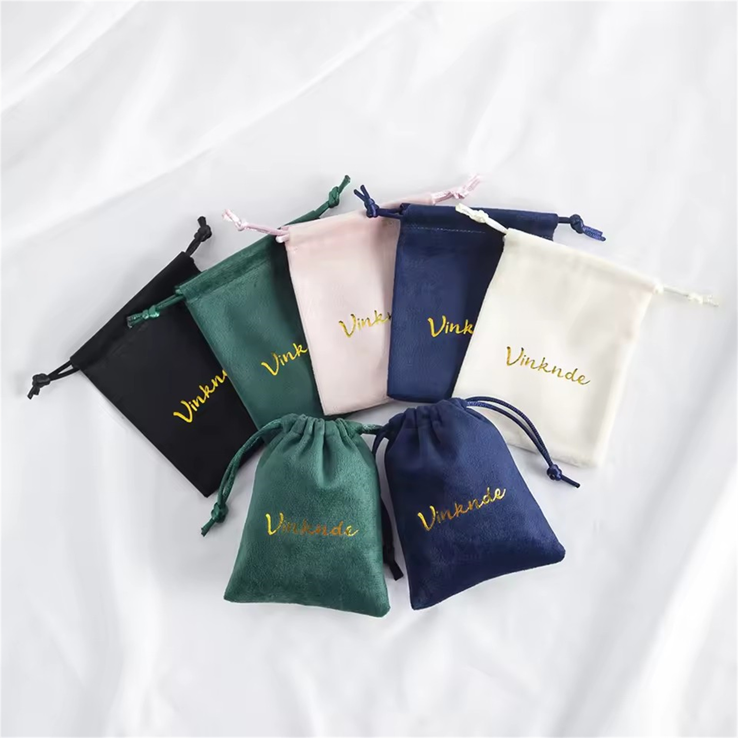 100pcs Green Velvet Packaging  – Luxury Bags Green Bewertung und Preis