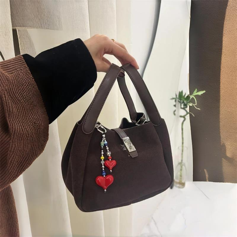 Luxury Suede Bucket Bag With S – Luxury Bags With Silver Hardware Bewertung und Preis